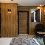 Otel Bfc & Sport 2*
